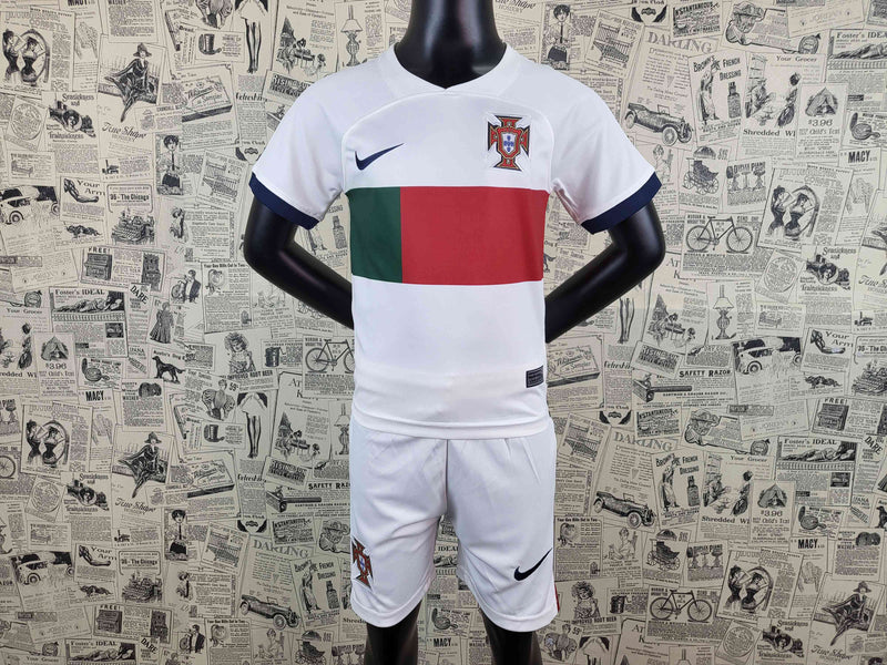 Kit Infantil Portugal Away 2022
