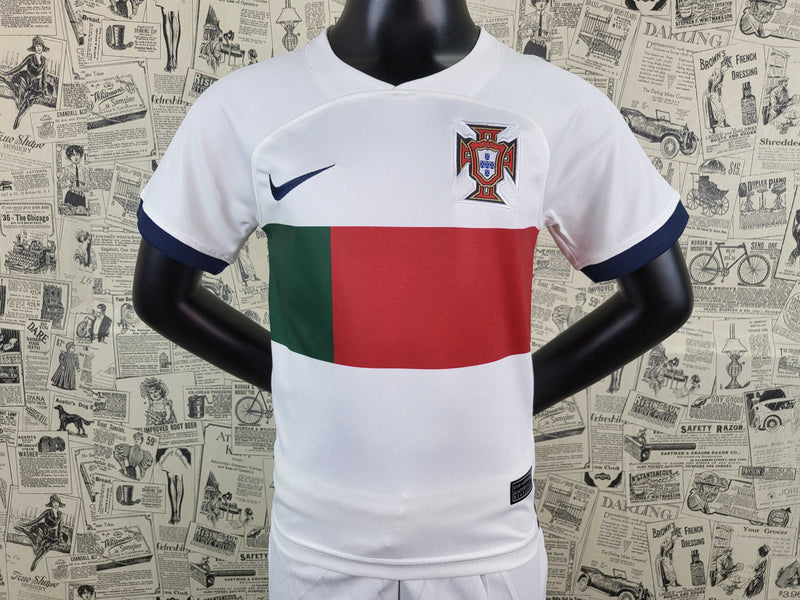 Kit Infantil Portugal Away 2022